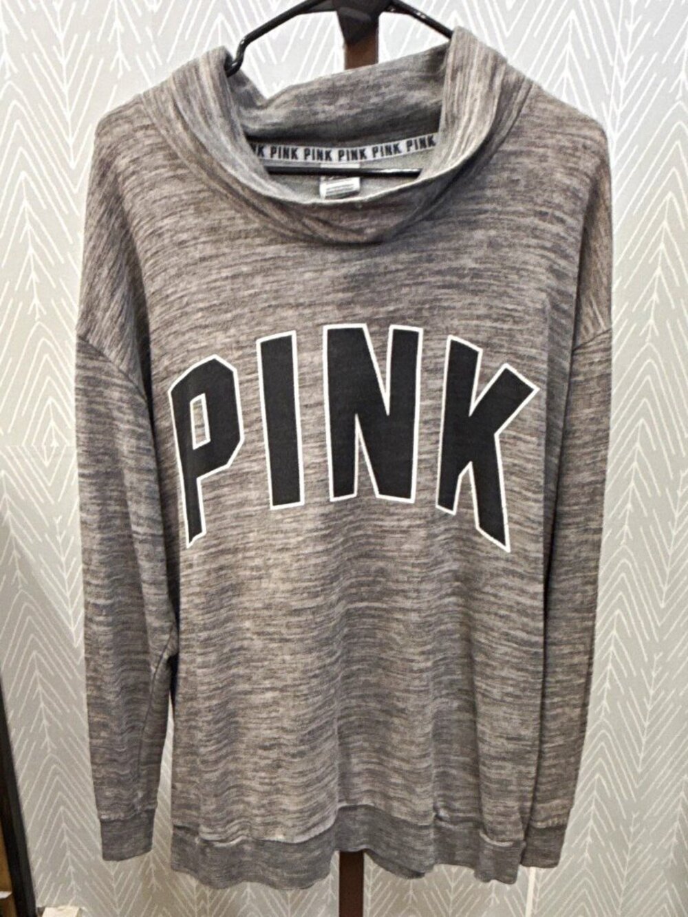 PINK Victoria's Secret Women's XL Pullover Sweatshirt Gray Logo Cowl Neck